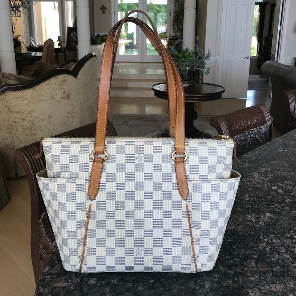Louis Vuitton Azur Totally PM